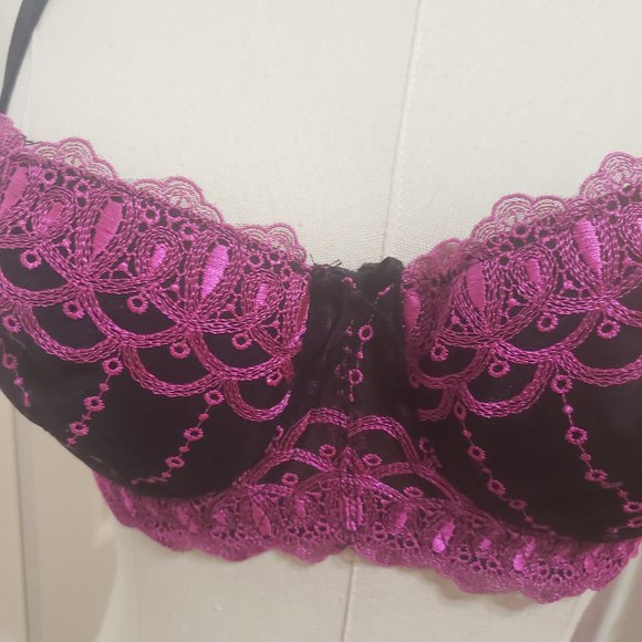 y2k 34c Fredrick's of Hollywood push up Padded Bra Embroidered Black Fuschia - Picture 4 of 8